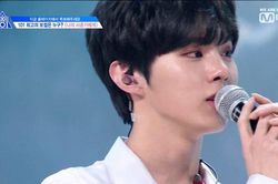 Đây chính là lý do khiến Kim Woo Seok òa khóc trên sân khấu 'Produce X 101'