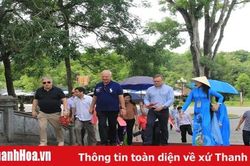Đại sứ Đặc mệnh toàn quyền Liên bang Nga tại Việt Nam thăm Khu di tích quốc gia đặc biệt Lam Kinh