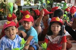 Văn hóa - Nghệ thuật Thông tin văn hóa Trải nghiệm với hoa giấy