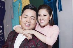 'Ngọc nữ Bolero' Tố My không ngại khi tình tứ với Quang Lê