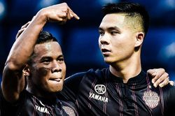 Highlights Thai League: Port FC 1-3 Buriram United