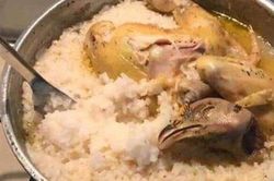 Những nồi cháo khiến người ăn có 'số nhọ' hơn cả Chí Phèo, 'bỏ thì thương, vương thì tội'