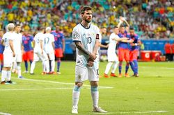 Copa America 2019: Argentina thua trận đầu, Scaloni bị rối loạn vì Messi?