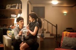 Muốn ngoại tình vì chồng không còn chút lãng mạn khi 'yêu'