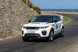 Đồng loạt triệu hồi xe Land Rover và Jaguar tại Việt Nam