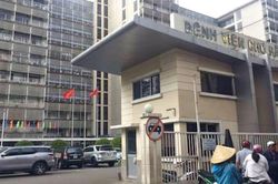 Bệnh nhân gãy đốt sống ngực, bệnh viện khoan nhầm cẳng chân
