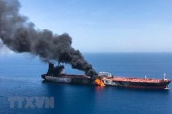 Sự cố tàu trên Vịnh Oman: Mỹ để ngỏ lựa chọn quân sự với Iran
