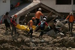 Động đất cường độ 6 tại Đông Indonesia và New Zealand