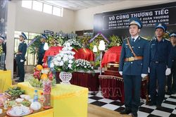 Tổ chức trọng thể lễ viếng và truy điệu hai phi công hy sinh tại Khánh Hòa