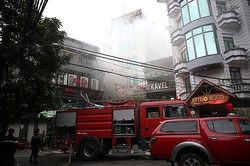 Giám đốc CATP Hà Nội gửi thư khen các đơn vị kịp thời cứu nhiều người trong vụ cháy sáng 17-6