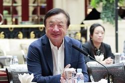 Bị Mỹ 'đánh rát', Huawei mất bao nhiêu tiền?