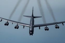 Video Su-27 Nga xuất kích răn đe 'pháo đài bay' B-52 Mỹ trên Biển Đen