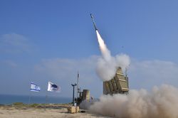 Tiết lộ khủng: Israel có gần 100 vũ khí hạt nhân
