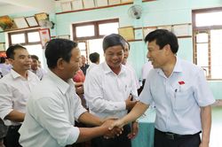 Tiếp xúc cử tri tại tỉnh TT- Huế, Bộ trưởng Nguyễn Ngọc Thiện: Du lịch phải làm lớn và bài bản mới thu hút khách