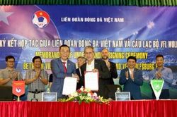 VFF và CLB VfL Wolfsburg ký kết hợp tác