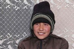 Vì định kiến 'trọng nam khinh nữ', cô bé 13 tuổi phải sống như con trai