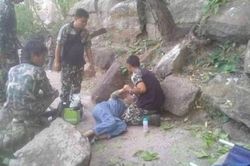 Chồng đẩy vợ đang mang thai xuống vách núi, lý do phía sau khiến ai cũng phẫn nộ