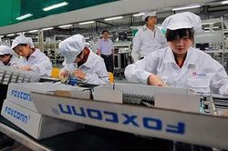 Tin đồn rút dây chuyền sản xuất khỏi Trung Quốc bị Foxconn bác bỏ