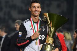 Ronaldo sang Hàn Quốc chạm trán các ngôi sao giải K.League