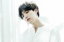Suga BTS được ví như 'sư phụ kung fu Panda' với những lời nói cực thâm thúy