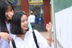 Có 3 ngày để học sinh Hà Nội làm thủ tục xác nhận nhập học vào lớp 10