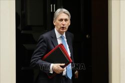 Bộ trưởng Tài chính Anh cảnh báo nguy cơ mất Scotland nếu Brexit không thỏa thuận