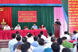 Phó Chủ tịch Thường trực Quốc hội Tòng Thị Phóng tiếp xúc cử tri tại Sơn La