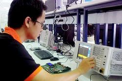 Phát triển nguồn nhân lực công nghiệp vi mạch TPHCM