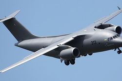 Kích cầu doanh số máy bay An-178, Ukraine tính làm 'chuột bạch'
