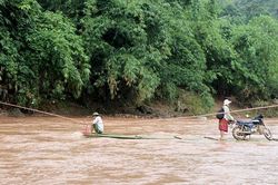Chuyến đi 'bão táp'