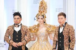 Sao Việt mặc khoa trương, váy dài quét đất đi xem show Thu Minh