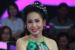 Cẩm Ly gây tranh cãi với tên ca khúc phản cảm 'Mồ tổ cha mày'