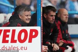 Solskjaer chịu cú sốc chuyển nhượng của Quỷ đỏ