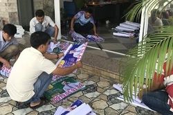 Phát hiện 1 vạn tờ quảng cáo 'hỗ trợ vay vốn bằng cà vẹt'