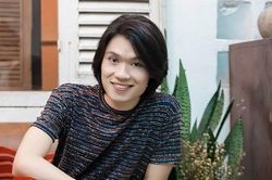 Quang Trung: 'Gương mặt luôn hài hước khiến tôi gặp áp lực'