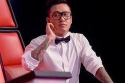 Những lần Tuấn Hưng đáp trả mạnh mẽ, bộc trực trên ghế nóng The Voice