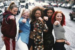 Ca khúc 'Goodbye' của Spice Girls: Không phải lời chia tay