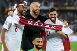 Argentina - Qatar: Al Annabi đến Copa không phải để chụp hình với Messi