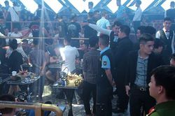 Công an đột kích quán bar phát hiện 200 người chơi ma túy
