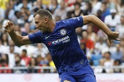 Highlights Huyền thoại Real Madrid 5-4 Huyền thoại Chelsea