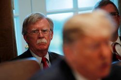 TT Trump: Mỹ sẽ gây chiến khắp thế giới nếu nghe theo cố vấn Bolton