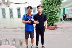 Thí sinh ở Sài Gòn suýt lỡ trường thi vì... mặc quần lửng