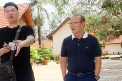 Hôm nay HLV Park Hang Seo về Hàn Quốc, 'chưa vội gia hạn hợp đồng'