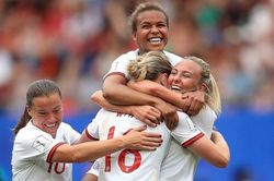 Thắng kịch tính hiệp phụ, Pháp vào tứ kết World Cup nữ 2019