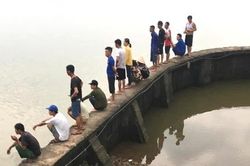 Hải Dương: Gặp nạn trong đêm, hai bà cháu rơi xuống sông Luộc mất tích