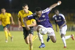Hà Nội FC gấp rút tìm ngoại binh thay thế Oseni