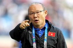 VFF xoay tiền thế nào để 'trói chân' HLV Park Hang-seo trước thềm SEAGames?