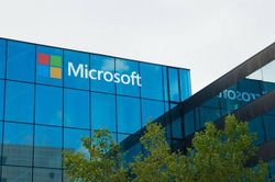 Microsoft cấm nhân viên dùng sản phẩm của nhiều đối thủ
