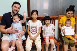 Siêu mẫu Hà Anh tặng quà đặc biệt nhân sinh nhật con gái