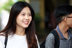 Nụ cười tỏa nắng, nữ sinh 'gây bão' mạng xã hội